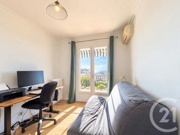 Appartement F3 à vendre  3 pièces - 63,78 m 2   ANTIBES  - 06