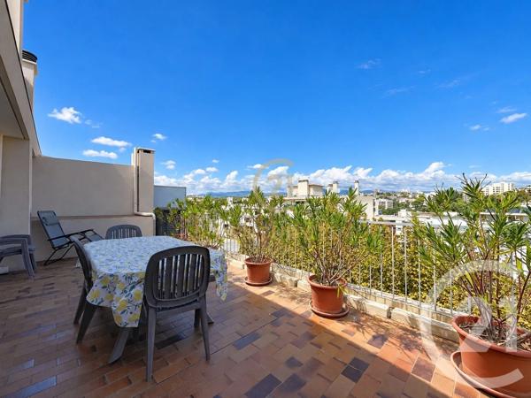 Appartement F3 à vendre  3 pièces - 63,78 m 2   ANTIBES  - 06