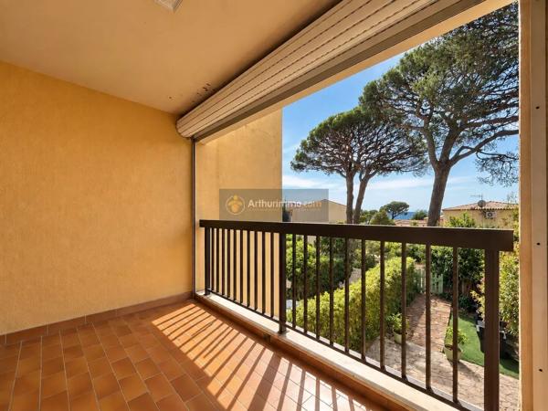 Vente                                                      Appartement
                        
                     2 pièces                      25 m2                     à Les Issambres