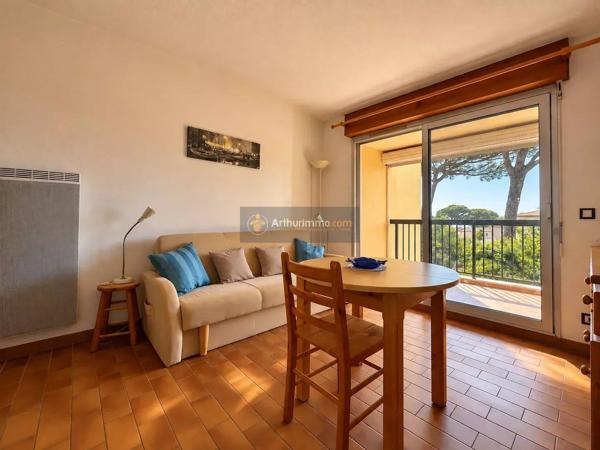 Vente                                                      Appartement
                        
                     2 pièces                      25 m2                     à Les Issambres