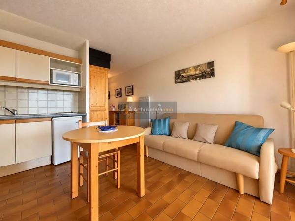 Vente                                                      Appartement
                        
                     2 pièces                      25 m2                     à Les Issambres