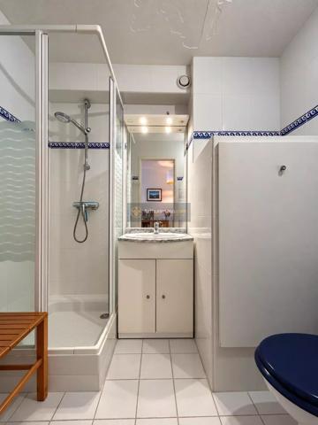 Vente                                                      Appartement
                        
                     2 pièces                      25 m2                     à Les Issambres