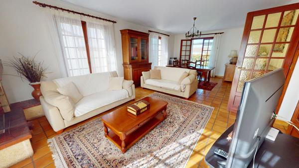 Maison 4 pièces à vendre à Royan, secteur Métairie, proche commodités