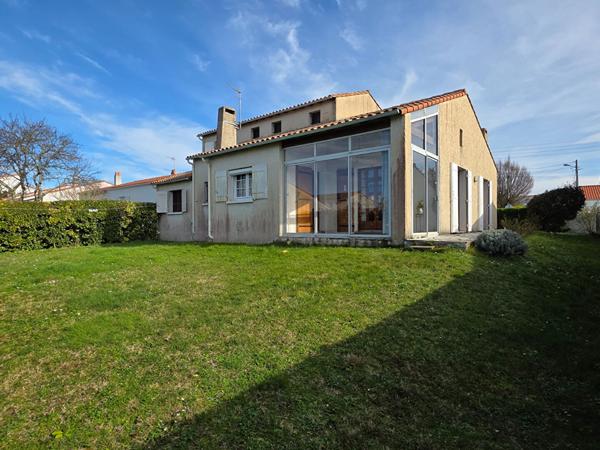 Maison 4 pièces à vendre à Royan, secteur Métairie, proche commodités