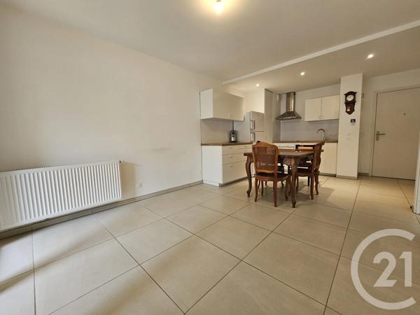Appartement T2 à vendre  2 pièces - 41,31 m 2   SIX FOURS LES PLAGES  - 83