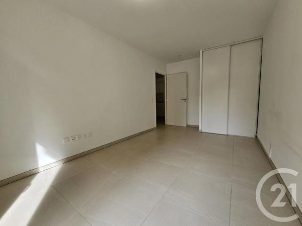 Appartement T2 à vendre  2 pièces - 41,31 m 2   SIX FOURS LES PLAGES  - 83