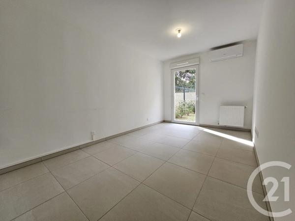 Appartement T2 à vendre  2 pièces - 41,31 m 2   SIX FOURS LES PLAGES  - 83