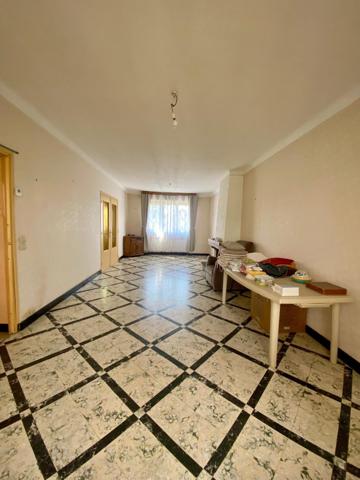 MAISON SEMI—INDIVIDUELLE 5 CHAMBRES DOUBLE GARAGE