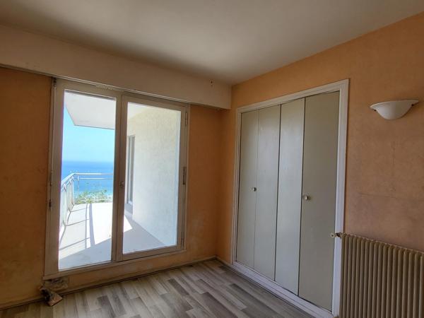A Perros-Guirec, appartement T3 avec VUE SUR MER EXCEPTIONNELLE !