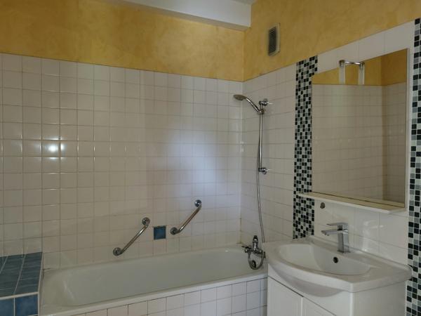 A Perros-Guirec, appartement T3 avec VUE SUR MER EXCEPTIONNELLE !