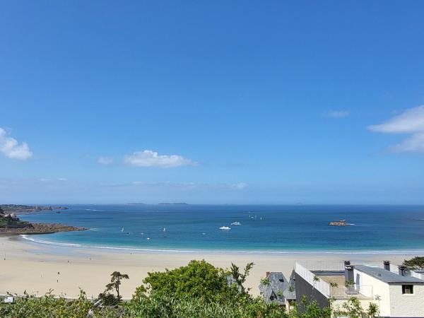 A Perros-Guirec, appartement T3 avec VUE SUR MER EXCEPTIONNELLE !