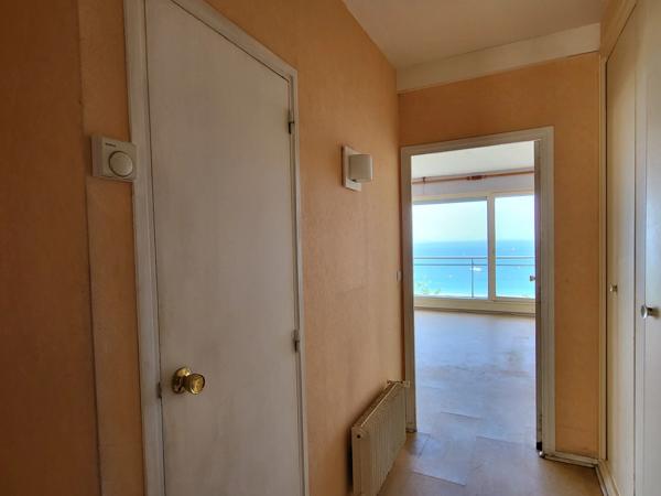 A Perros-Guirec, appartement T3 avec VUE SUR MER EXCEPTIONNELLE !