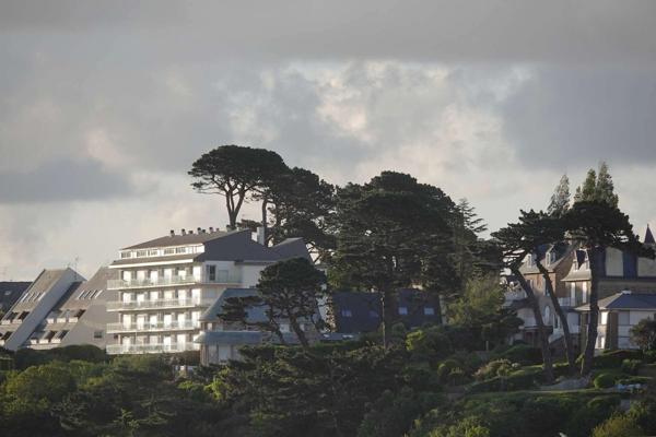 A Perros-Guirec, appartement T3 avec VUE SUR MER EXCEPTIONNELLE !