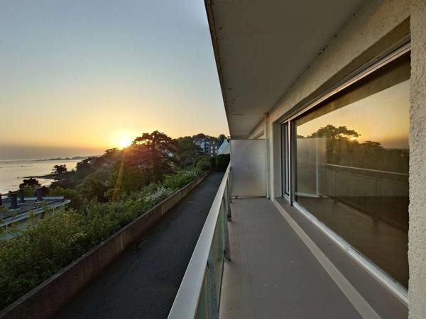 A Perros-Guirec, appartement T3 avec VUE SUR MER EXCEPTIONNELLE !