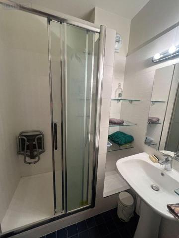 Appartement à vendre à Paris 15e arrondissement à Paris (75015), ref : 7503966   
commerce