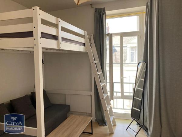 Appartement à louer 1 pièce 32.01m²