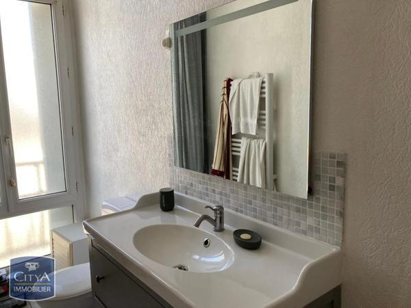 Appartement à louer 1 pièce 32.01m²