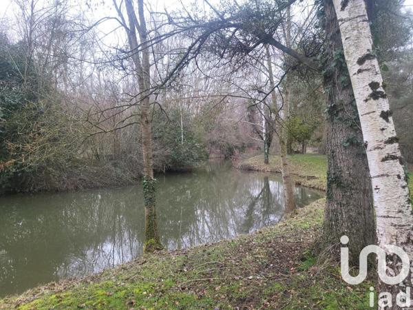 Terrain à vendre 43 309 m² La Cour-Marigny