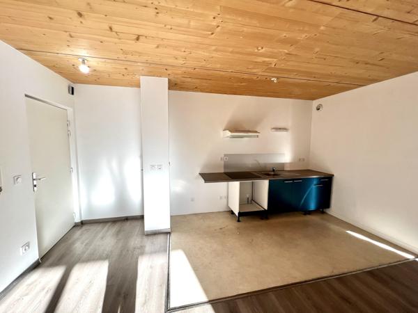 Clichy-sous-Bois (93390) Appartement 2 Pièces avec parking - immeuble 2013 proche Le Raincy