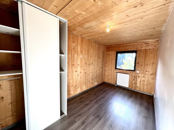 Clichy-sous-Bois (93390) Appartement 2 Pièces avec parking - immeuble 2013 proche Le Raincy