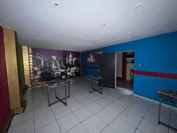 Local commercial 50 m² à Charleville Mezieres 86 AVENUE CHARLES DE GAULLE 08000 à louer