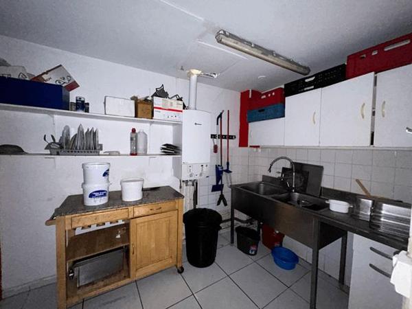 Local commercial 50 m² à Charleville Mezieres 86 AVENUE CHARLES DE GAULLE 08000 à louer