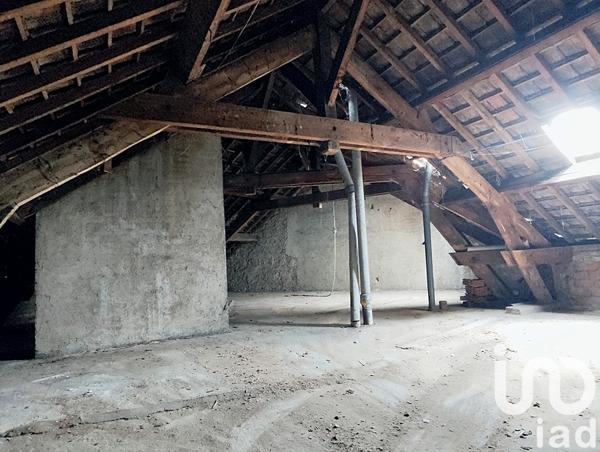 Appartement 1 pièce de 60 m² à Châlons-en-Champagne (51000)