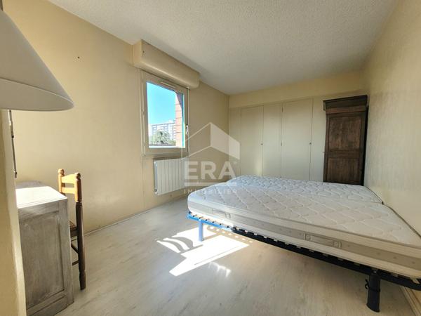 PAU - LOCATION MEUBLEE- Appartement 3 pièces de 90 m2 avec terrasse et garage