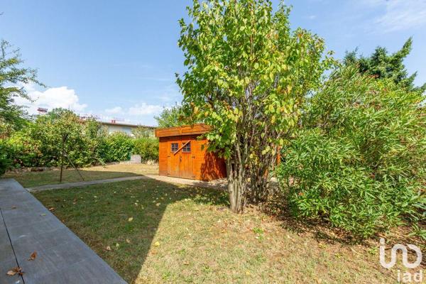 House for sale 4 rooms 164 m² Saint-Priest