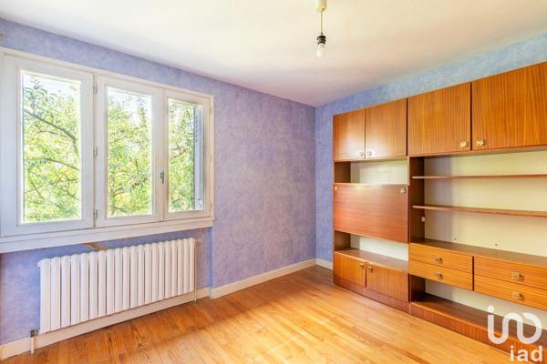 House for sale 4 rooms 164 m² Saint-Priest