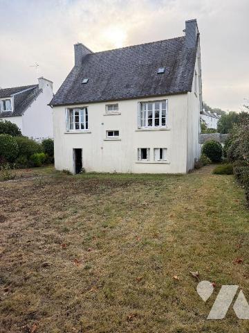 Maison à vendre à Châteaulin (29150) en Finistère (29)

Vente d'une maison située à Châteauli...