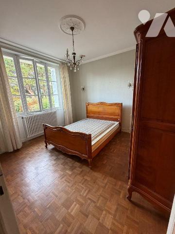 Maison à vendre à Châteaulin (29150) en Finistère (29)

Vente d'une maison située à Châteauli...