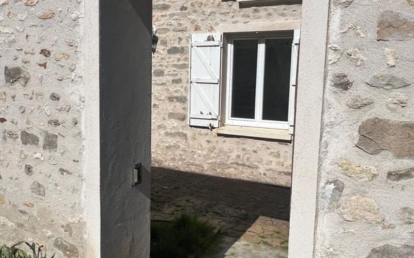 Maison à vendre    3 pièces •  Étréchy