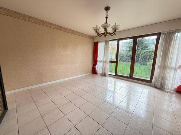 Eaubonne, appartement 3 pièces 64 m² – Balcon, parking, cave