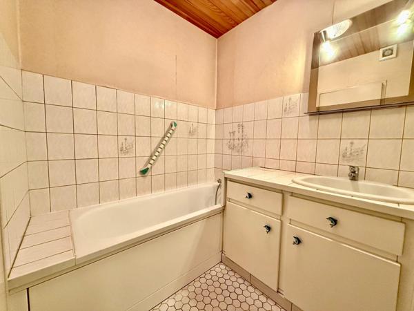 Eaubonne, appartement 3 pièces 64 m² – Balcon, parking, cave