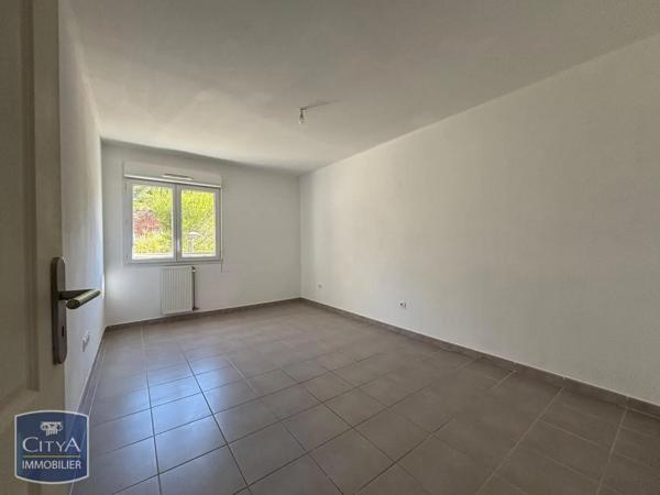 Appartement à louer 3 pièces 69.22m² Martigues (13500)
