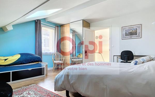 Maison à vendre    6 pièces • 171 m2 Vanves