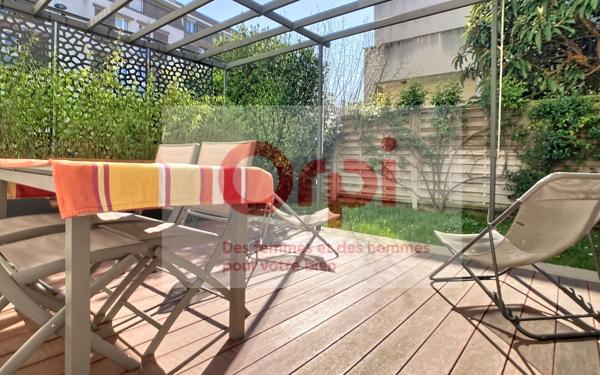 Maison à vendre    6 pièces • 171 m2 Vanves