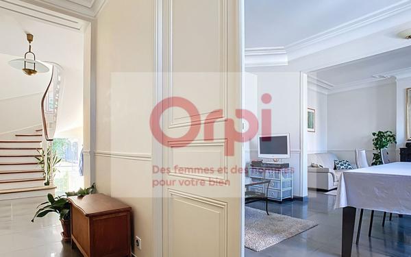 Maison à vendre    6 pièces • 171 m2 Vanves