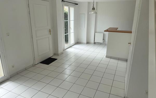 Maison à louer    3 pièces • 48,35 m2 Dives-sur-Mer