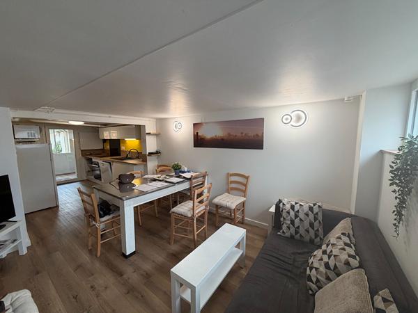 RENNES / FRANCISCO FERRER - Maison refaite à neuf et meublée avec goût !