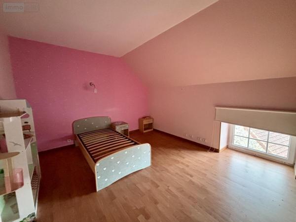 Immeuble à vendre à Saint-Gilles en Saône-et-Loire (71510), ref : 71057-26