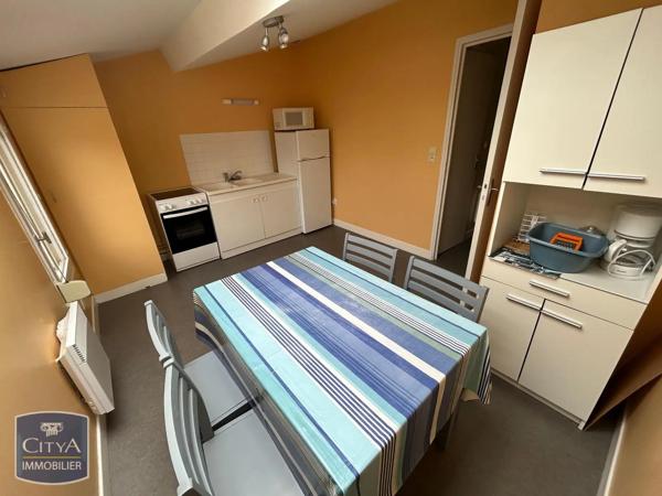 Appartement à louer 1 pièce 38.81m² Châlons-en-Champagne (51000)