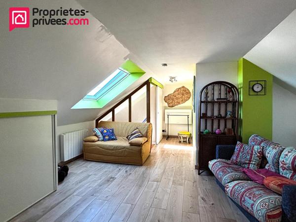 Maison indépendante 6 pièce(s), 114 m2, Neuville Sur Sarthe