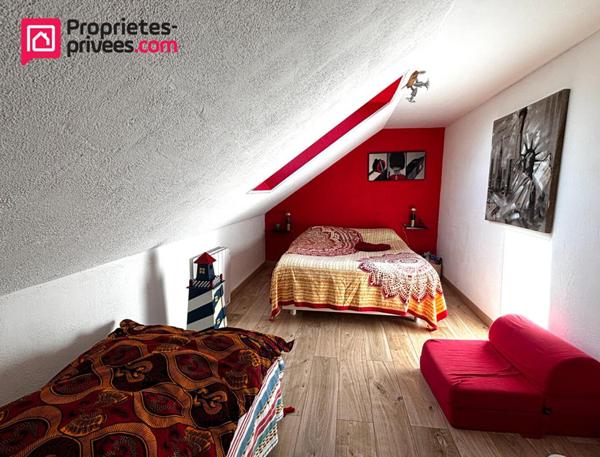 Maison indépendante 6 pièce(s), 114 m2, Neuville Sur Sarthe