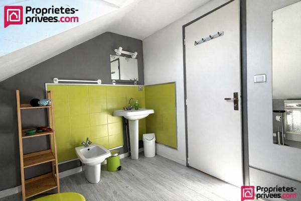 Maison indépendante 6 pièce(s), 114 m2, Neuville Sur Sarthe