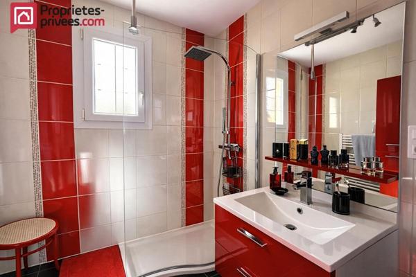 Maison indépendante 6 pièce(s), 114 m2, Neuville Sur Sarthe