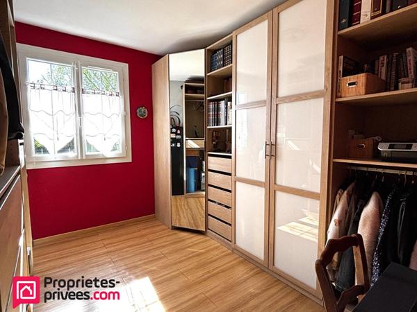 Maison indépendante 6 pièce(s), 114 m2, Neuville Sur Sarthe