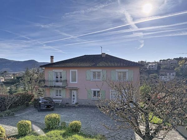 Millau (12100) Grande maison familiale avec jardin, vue Viaduc !