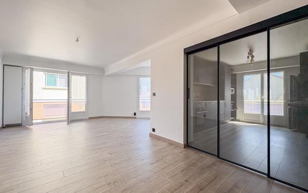 Appartement à vendre    4 pièces • 102,83 m2 Pau
